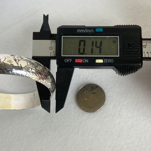 VTG Sterling Silver 925 14MM Wide Hollow Etched Scroll Round Bangle Bracelet 7" - Picture 16 of 16